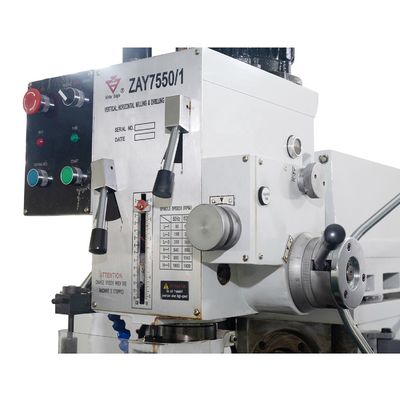 qualidade  Vertical and Horizontal Milling Machine Zay7550/1 fábrica