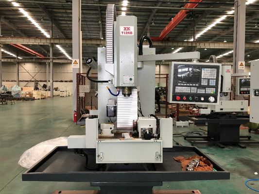 Linha central da máquina de trituração três da perfuração do CNC de Mini Bed-Type